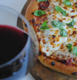 pizza with red wine