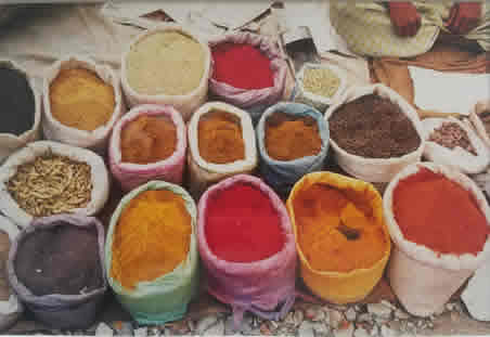 Sidewalk spice market in India